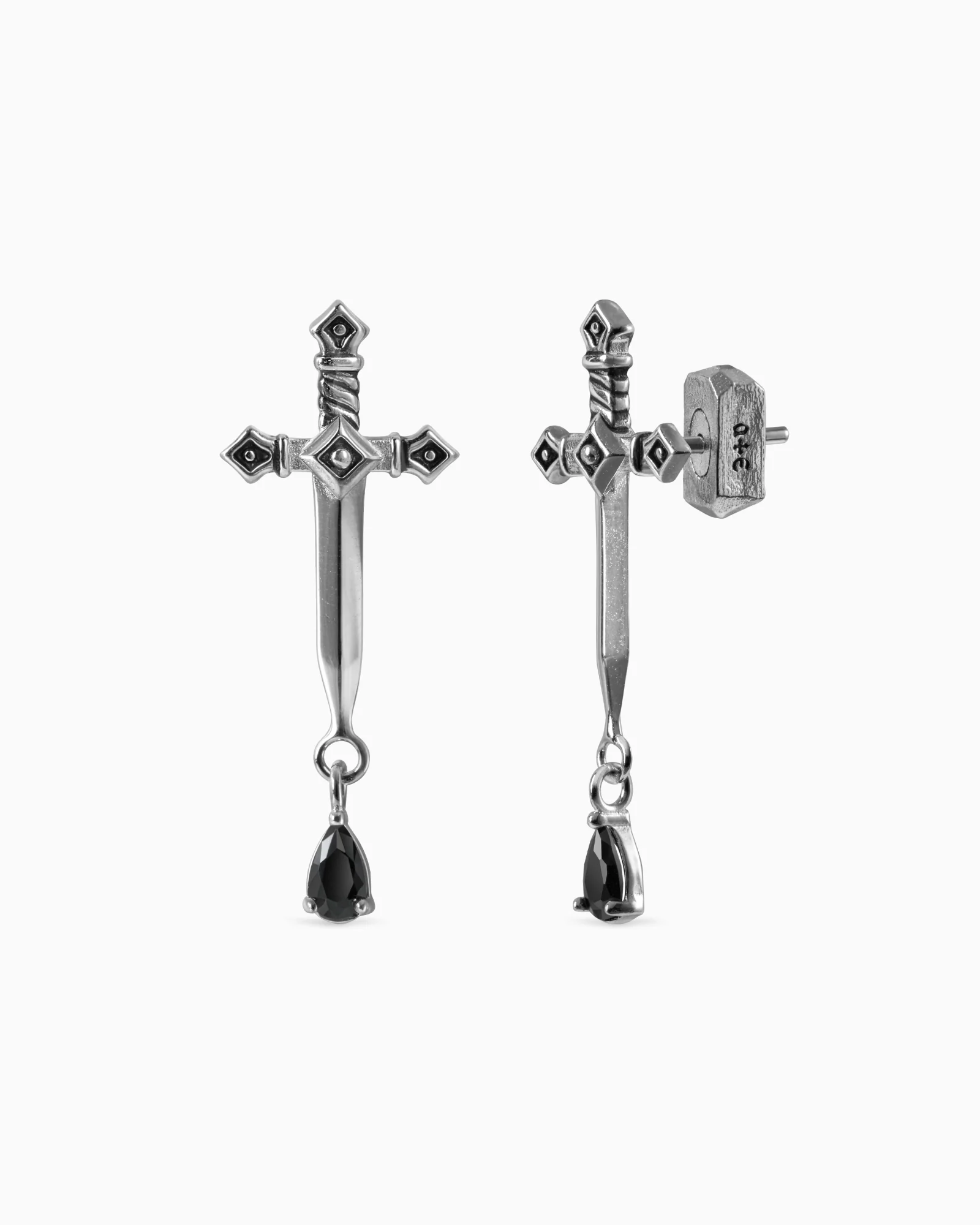 Aradia stud earrings – 925 silver