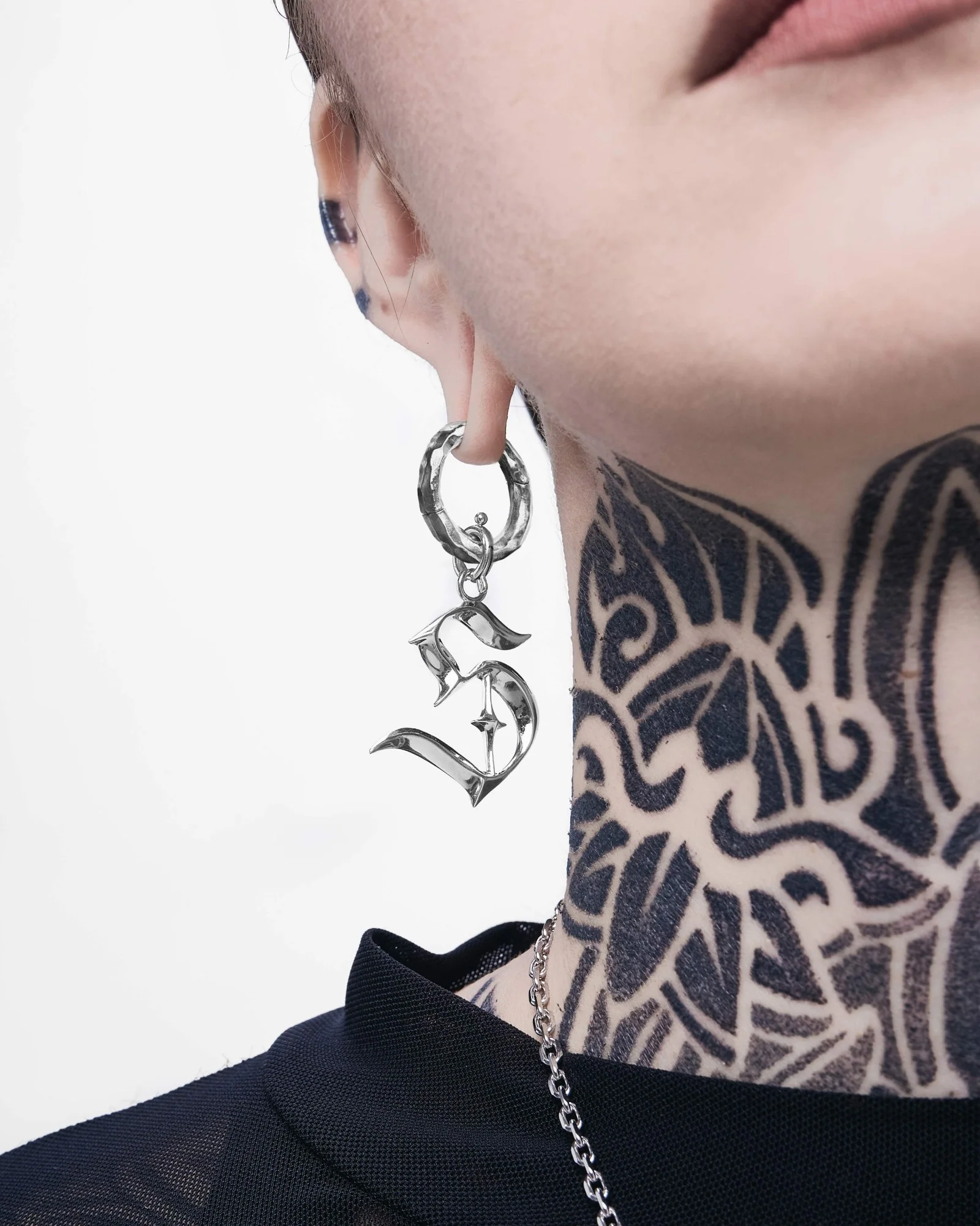 Blackletter Charms - T - Image 7