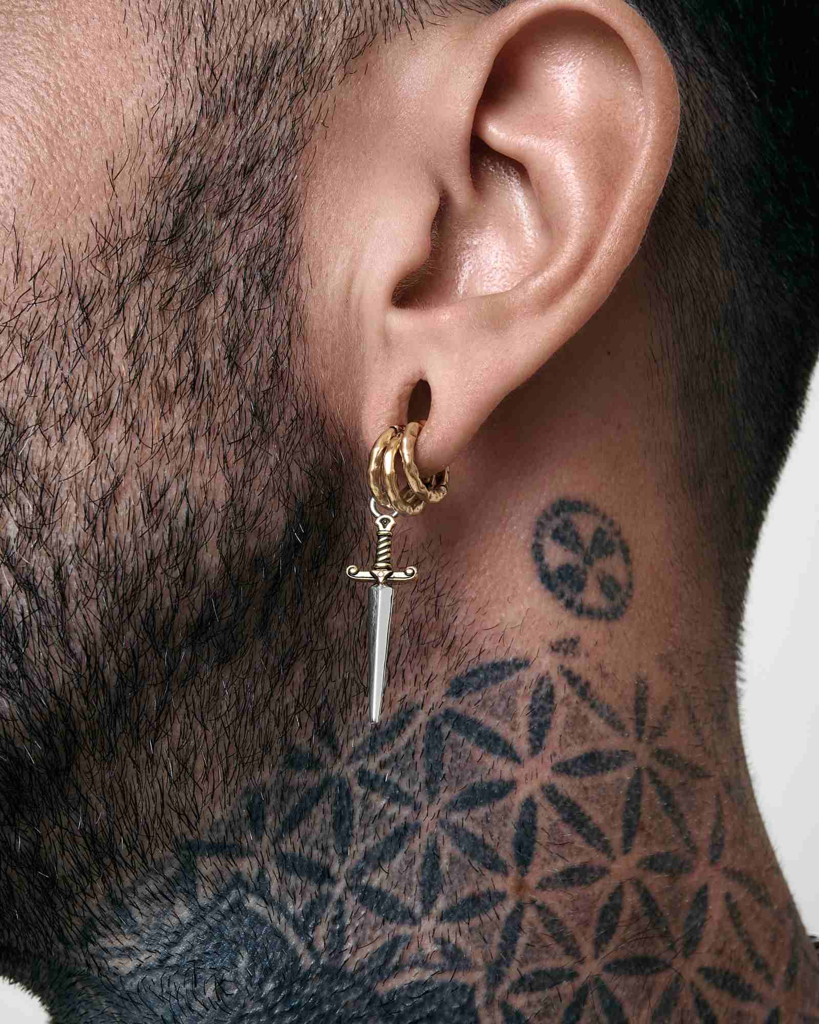Carmine Charm - Image 9