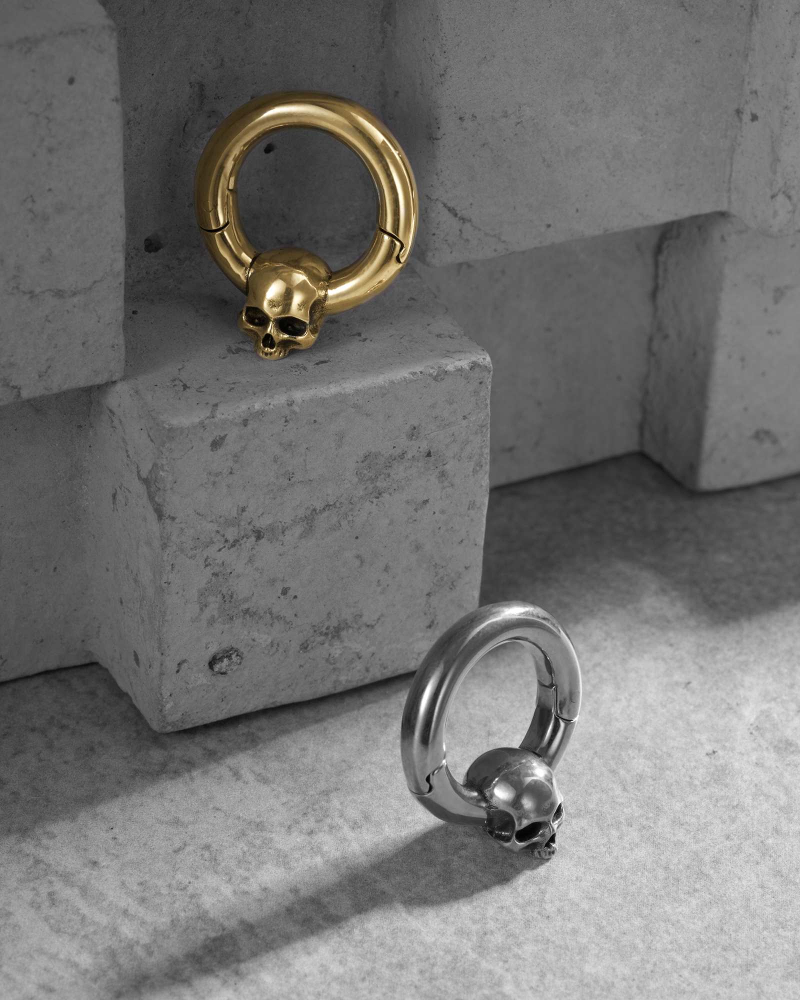 Cranium Hoop Hangers - Image 4
