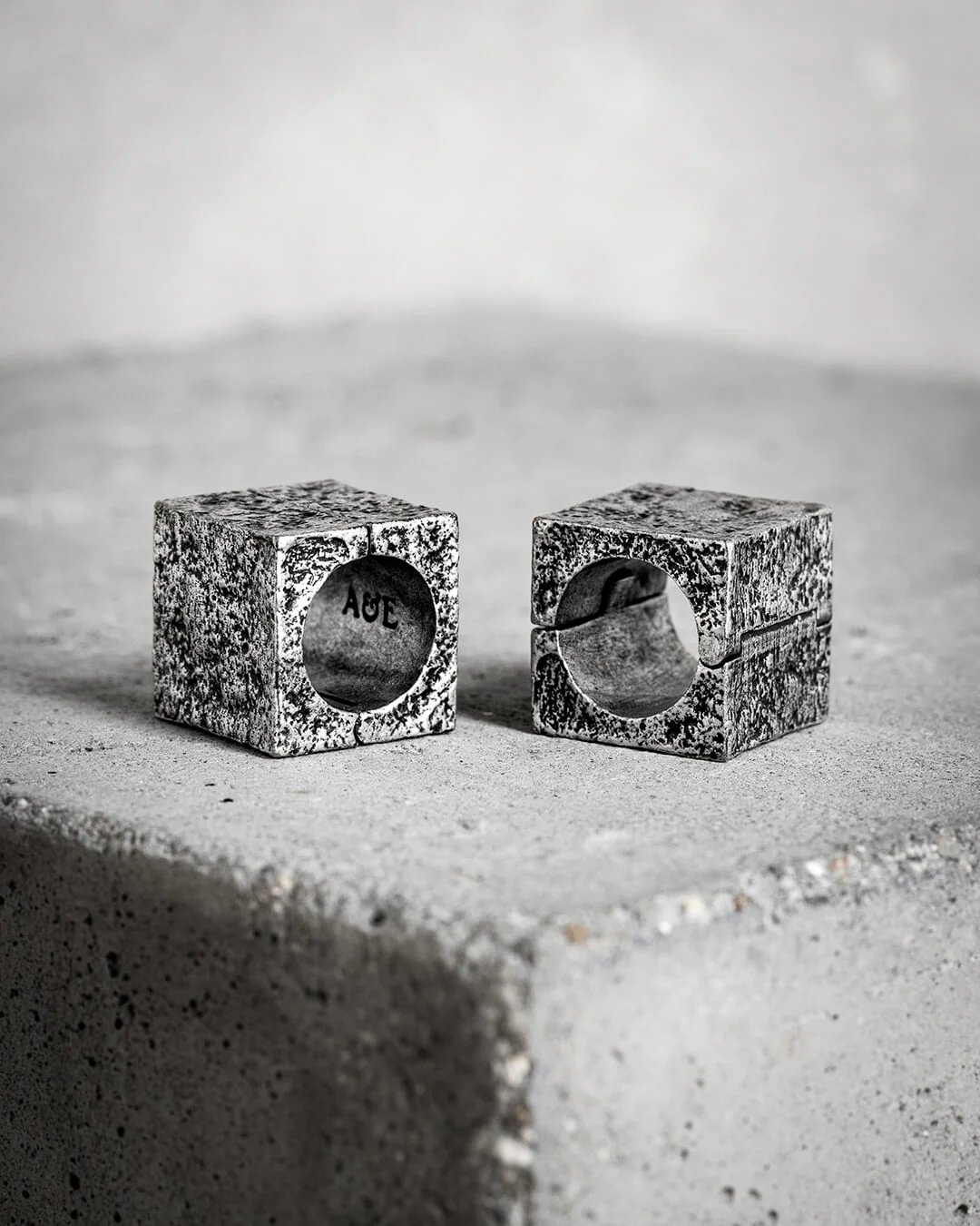 Drax Cube Hangers - Image 12