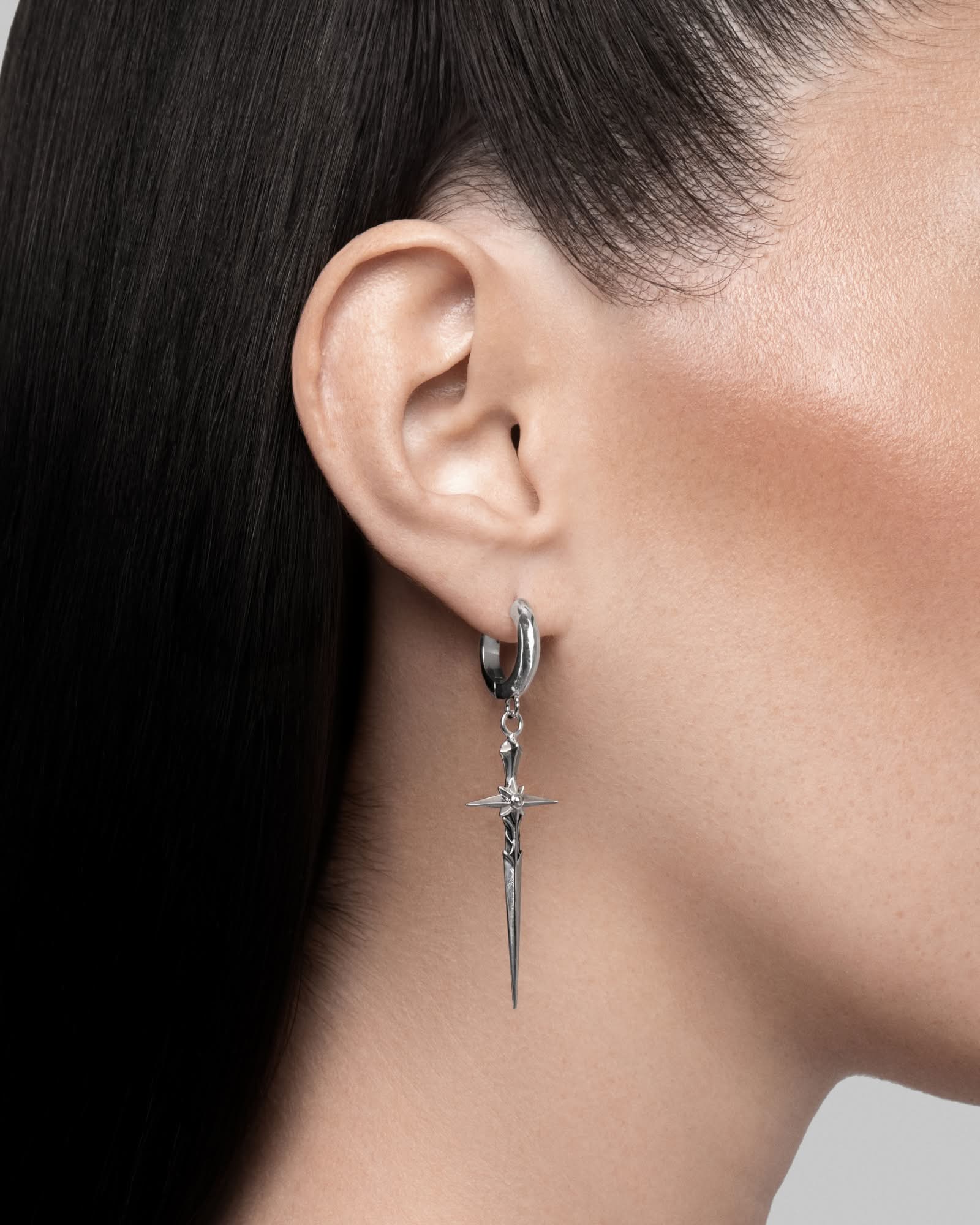 Ecledia Earrings - Image 4