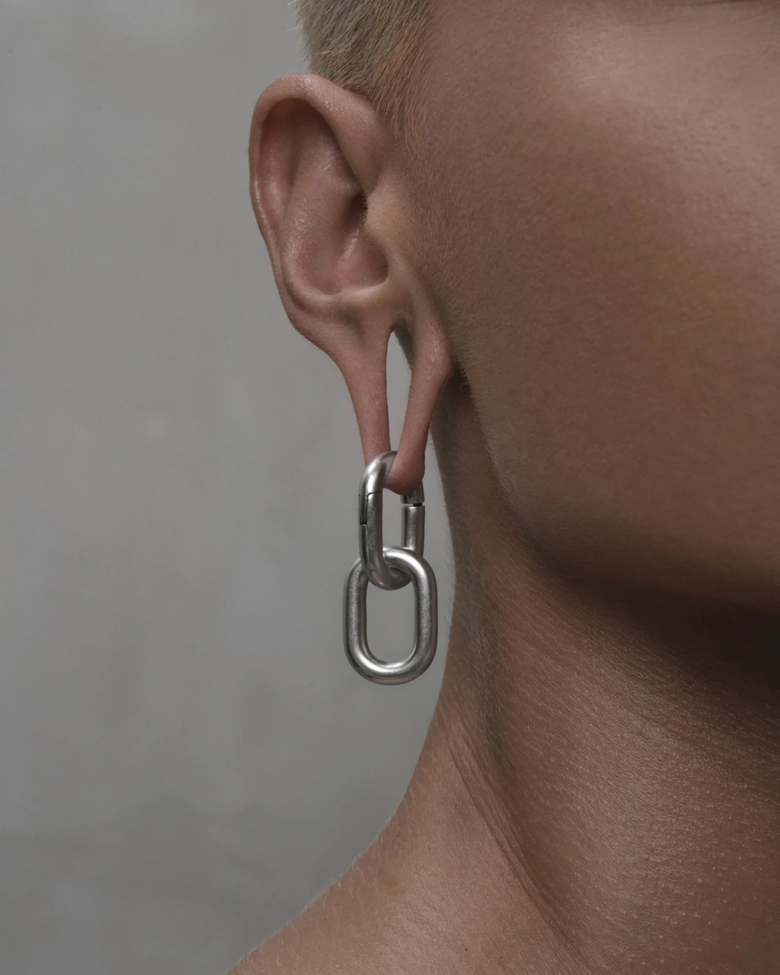 Galen Chain Hangers - Image 5