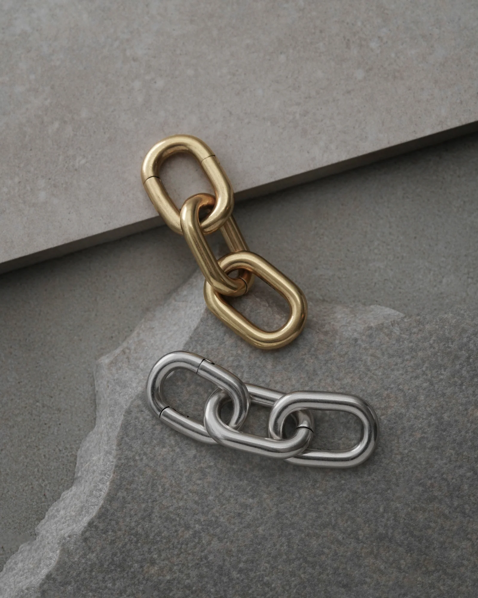 Galen Chain Hangers - Image 9