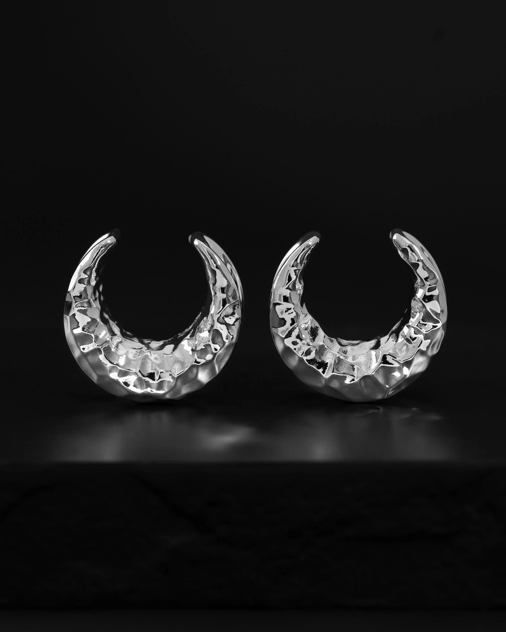 Hammered Crescent Saddle Hangers - Image 10