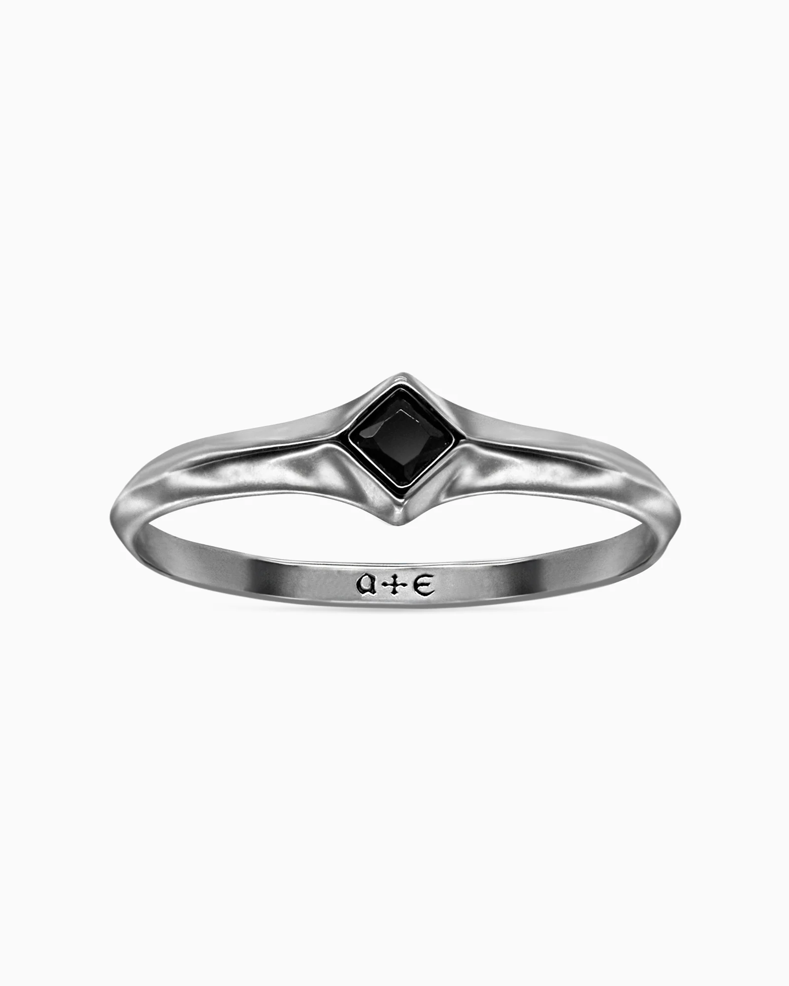 Onyx Arc Ring - Image 9