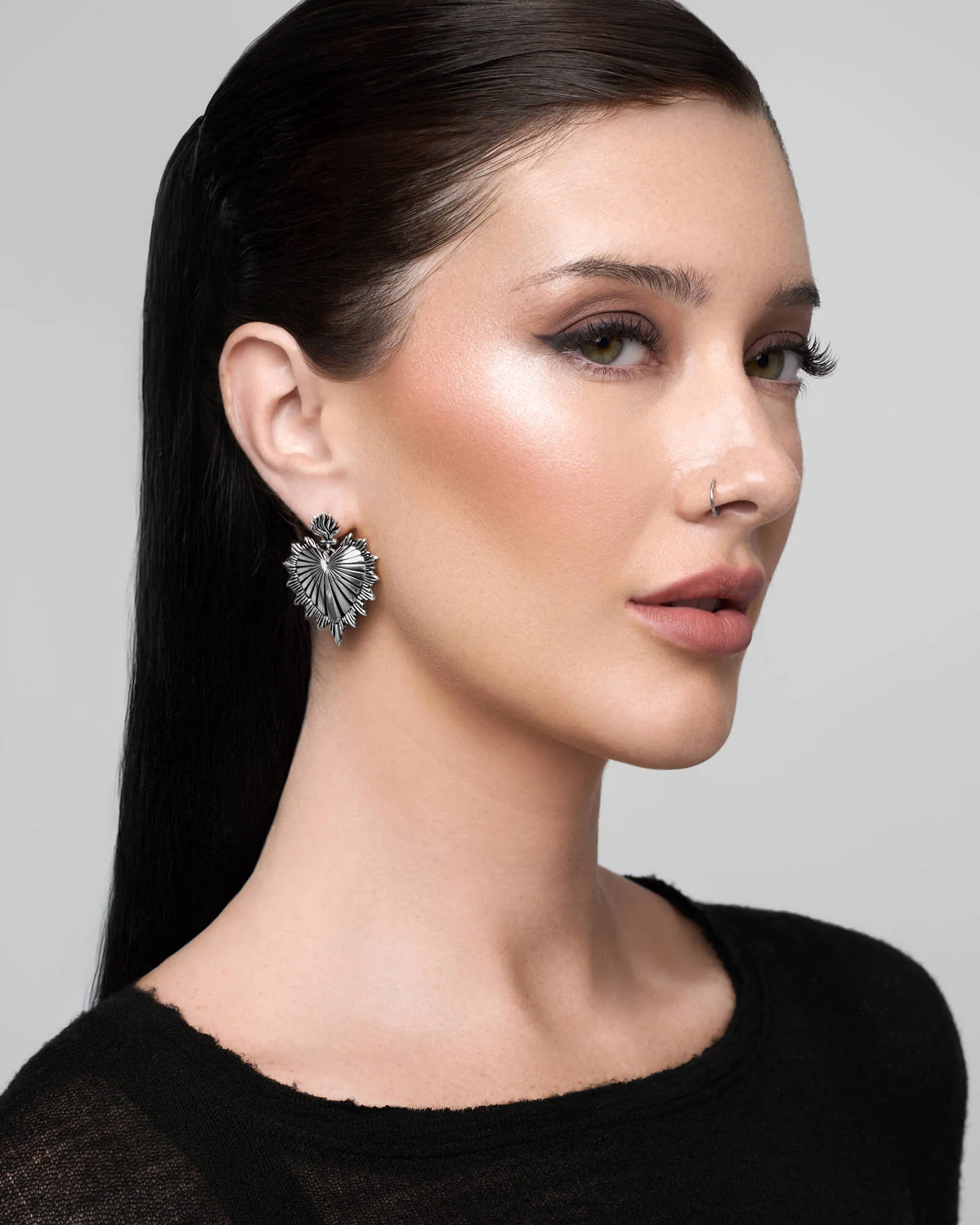 Sacred Heart Earrings - Image 3