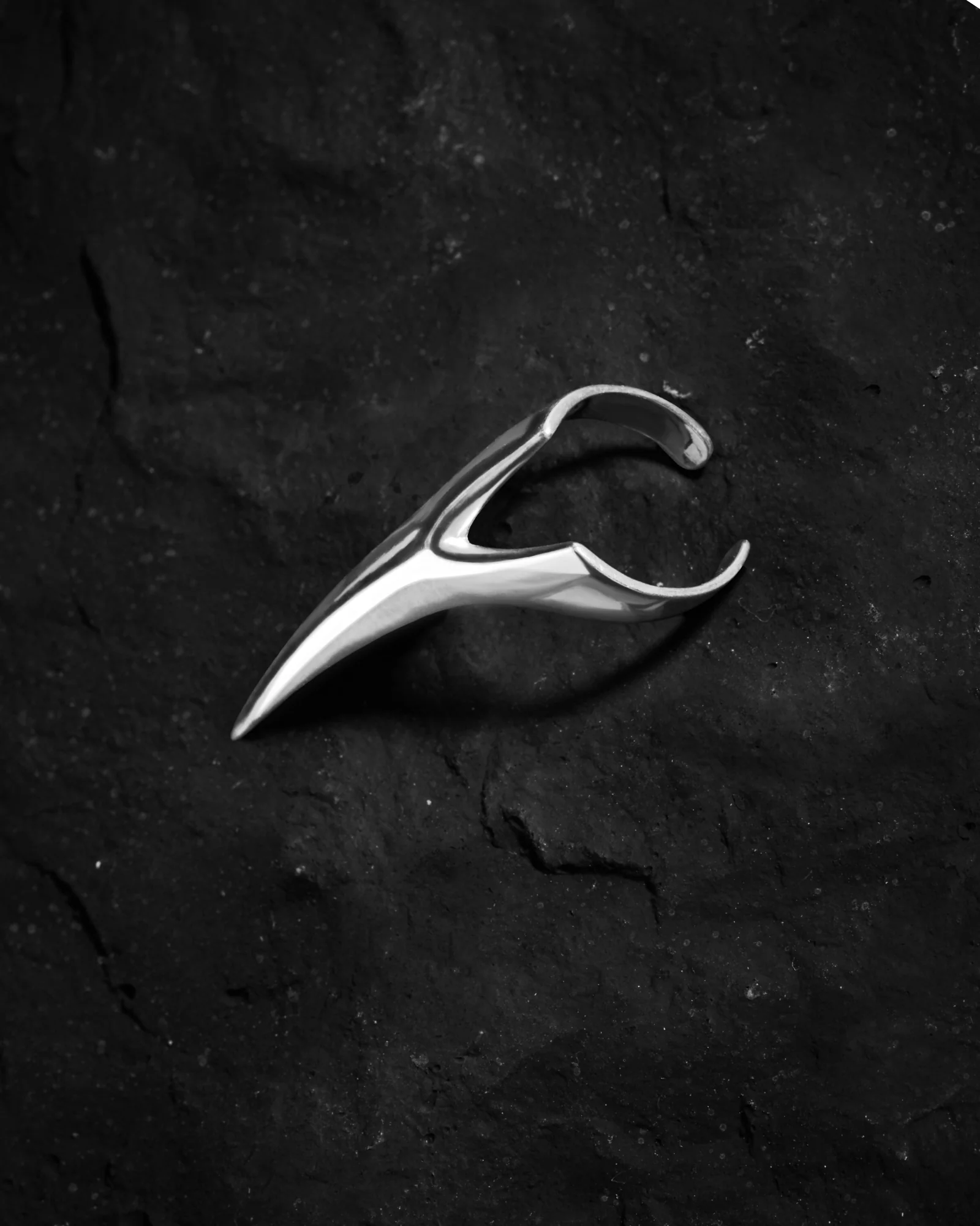 Seeress Nail Ring - Image 4