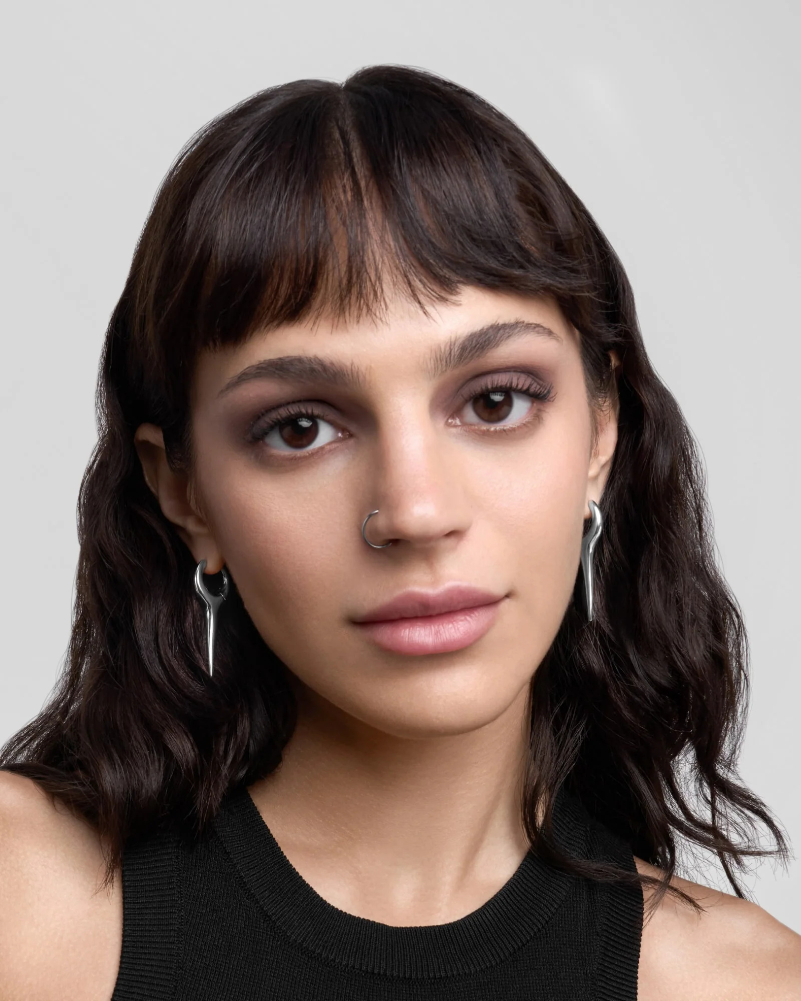 Vox Spear Earrings - Image 3